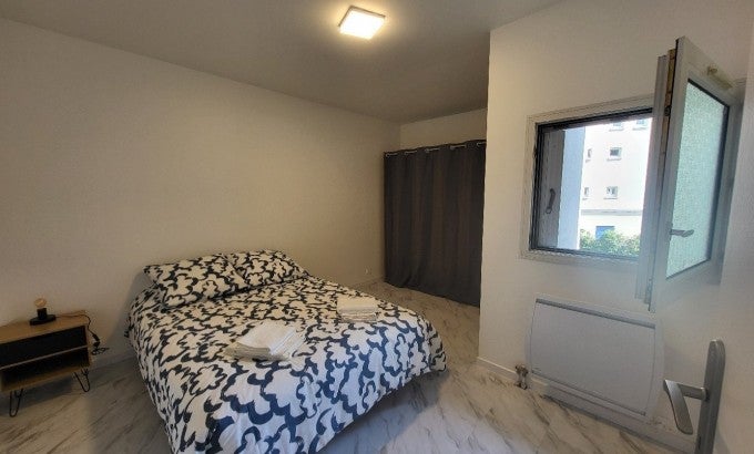 Flat Rue Gabriel Péri in Saint-Denis