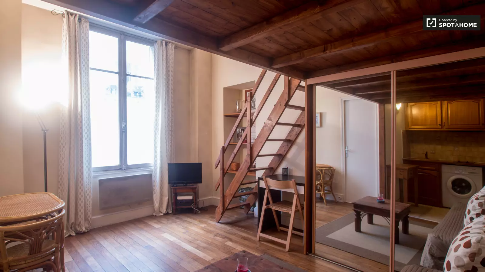 Appartement Rue Pierre Demours à Paris