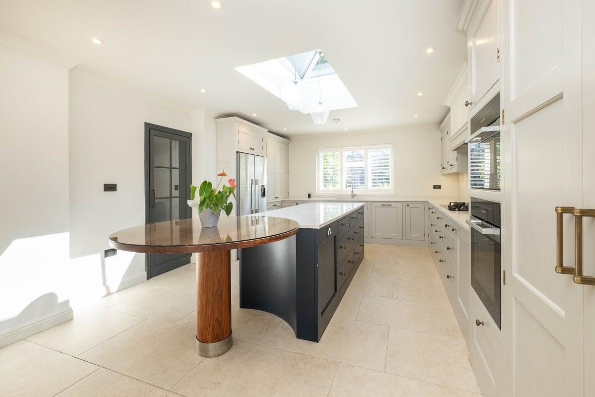 House Dickerage Road in Greater London
