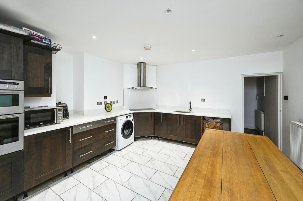 Flat Regent Street in Nottingham
