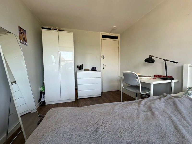 Room Mews Street in Greater London