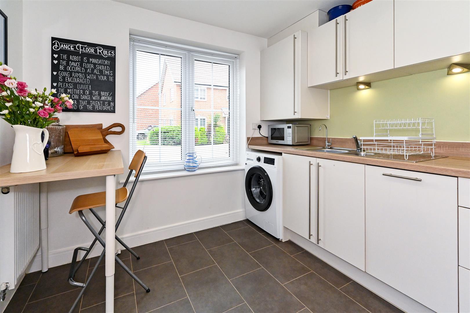 House Squires Grove in Aldingbourne