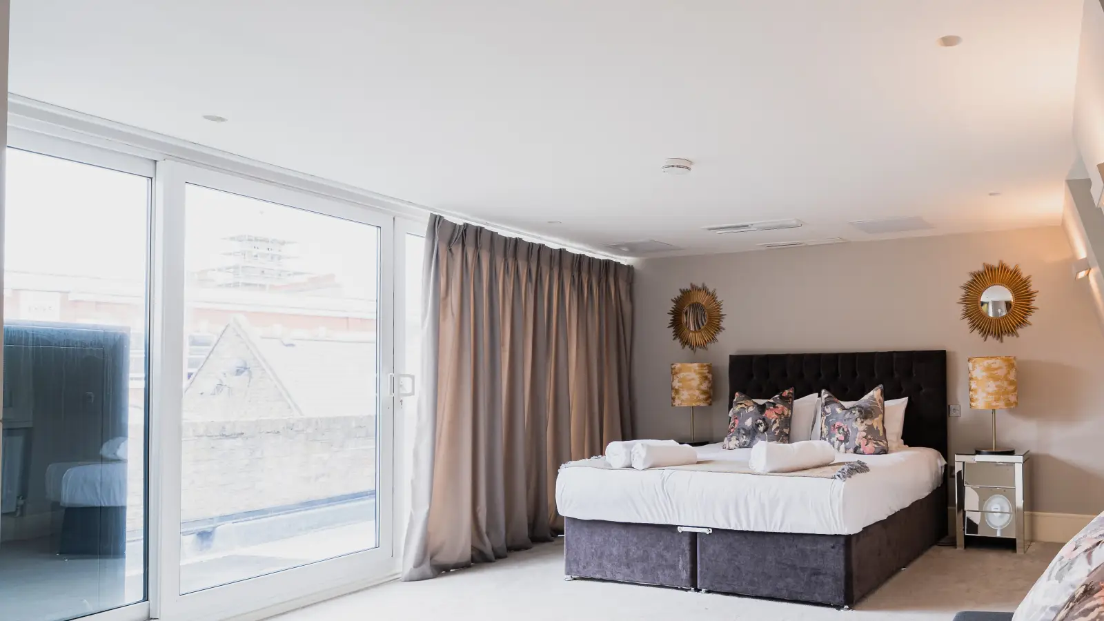 Flat Lisson Grove in City of Westminster