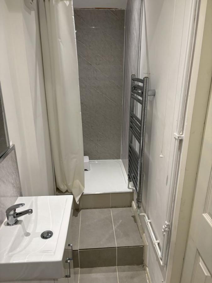Room Ferrers Close in North West Leicestershire