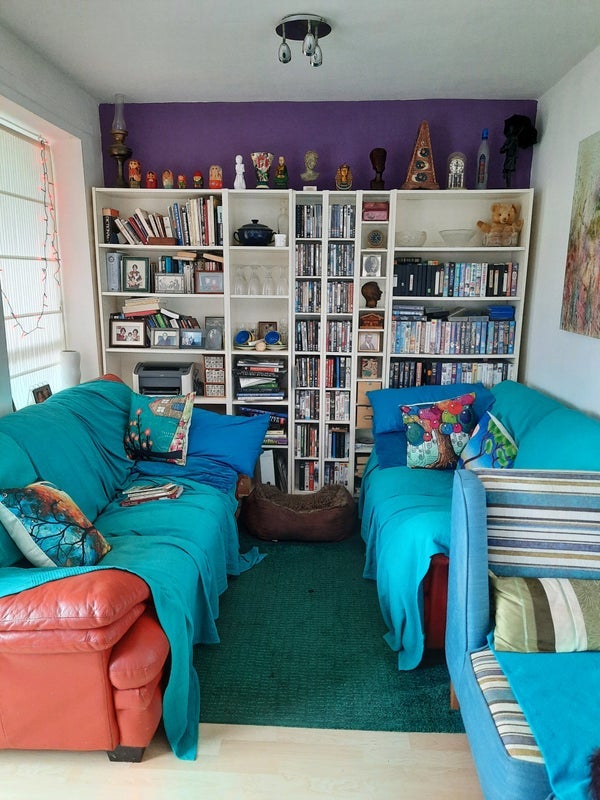 Room Mossview Lane in Glasgow