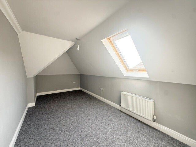 Flat Seafield Road in Bournemouth