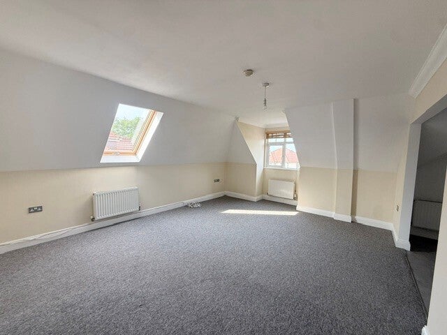 Flat Seafield Road in Bournemouth