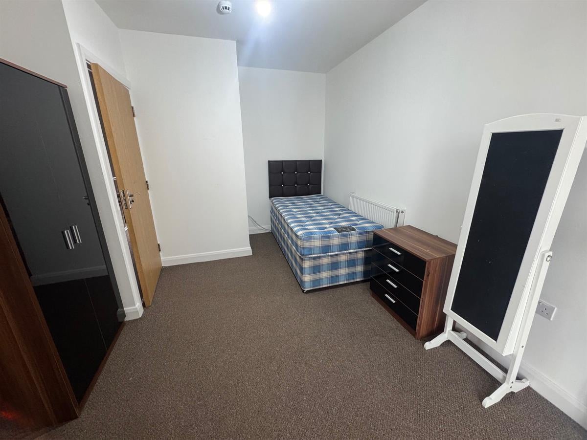 Room Dunworth Street in Manchester