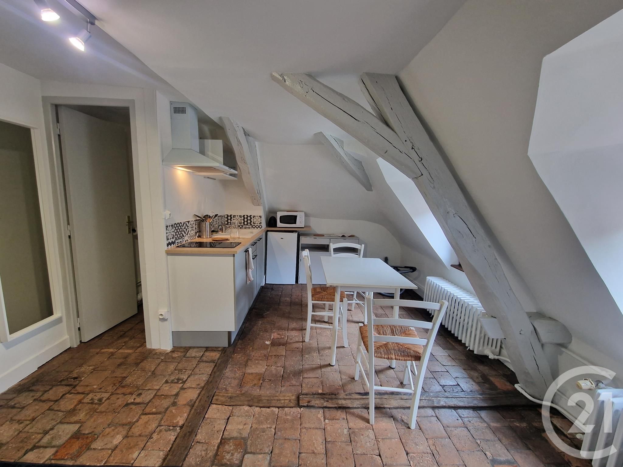 Flat Cours Jean Jaurès in Moulins