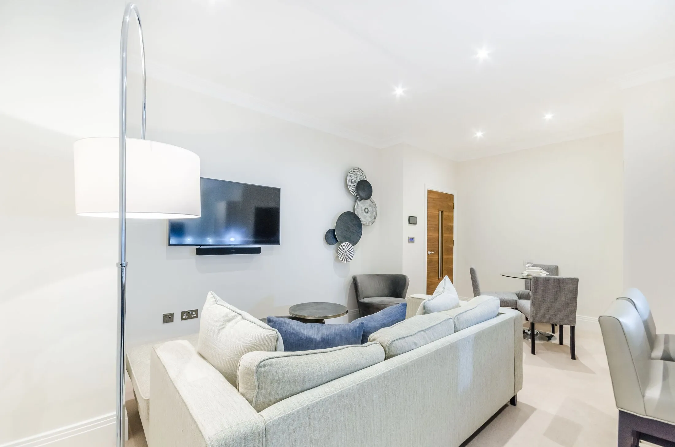 Flat Rainville Road in Greater London