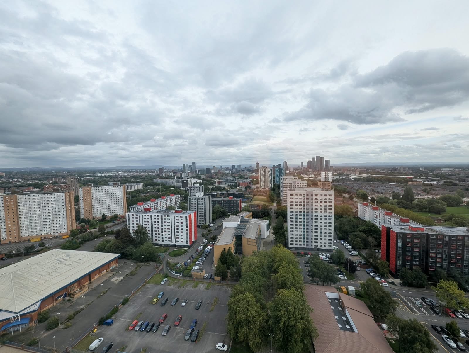 Flat Briar Hill Way in Salford