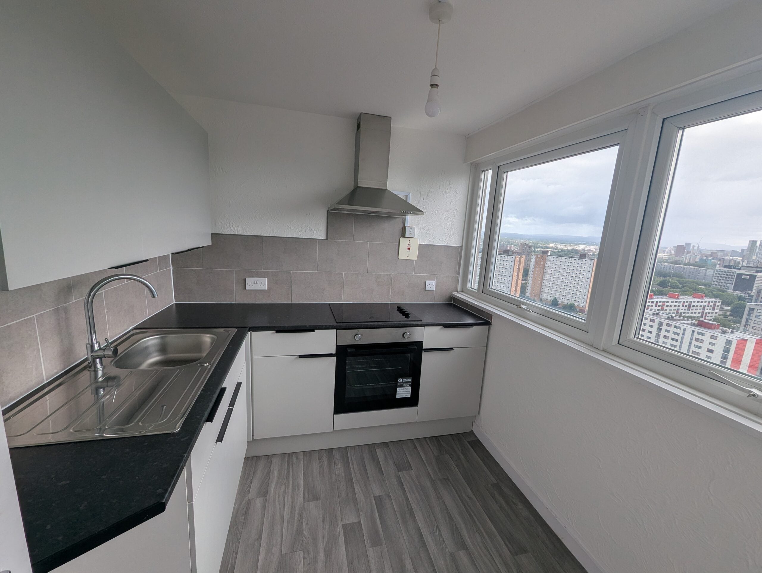 Flat Briar Hill Way in Salford