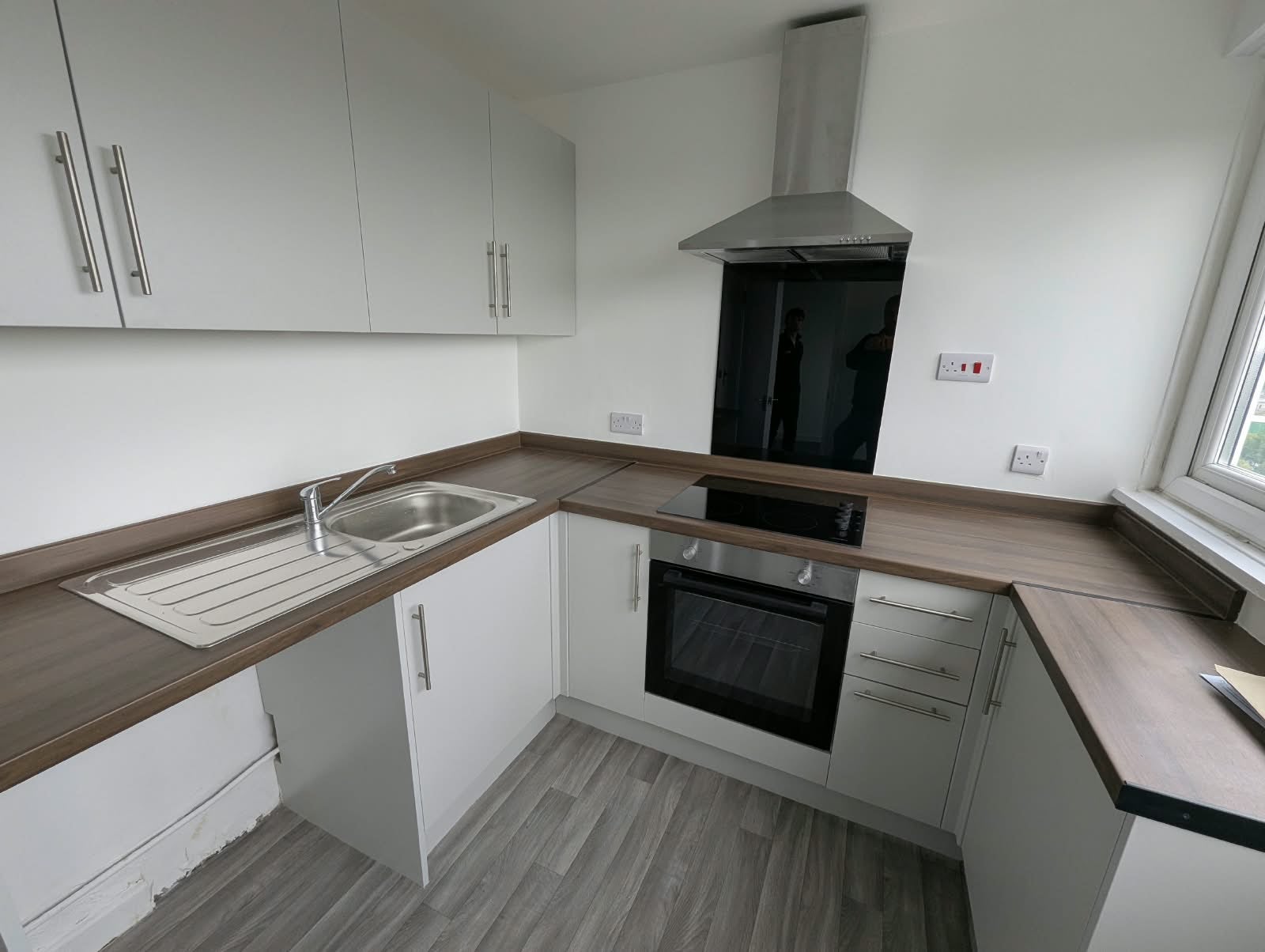 Flat Briar Hill Way in Salford