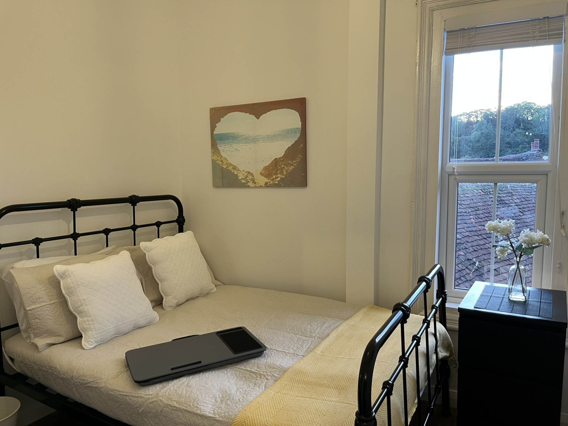 Room High Street in Waverley