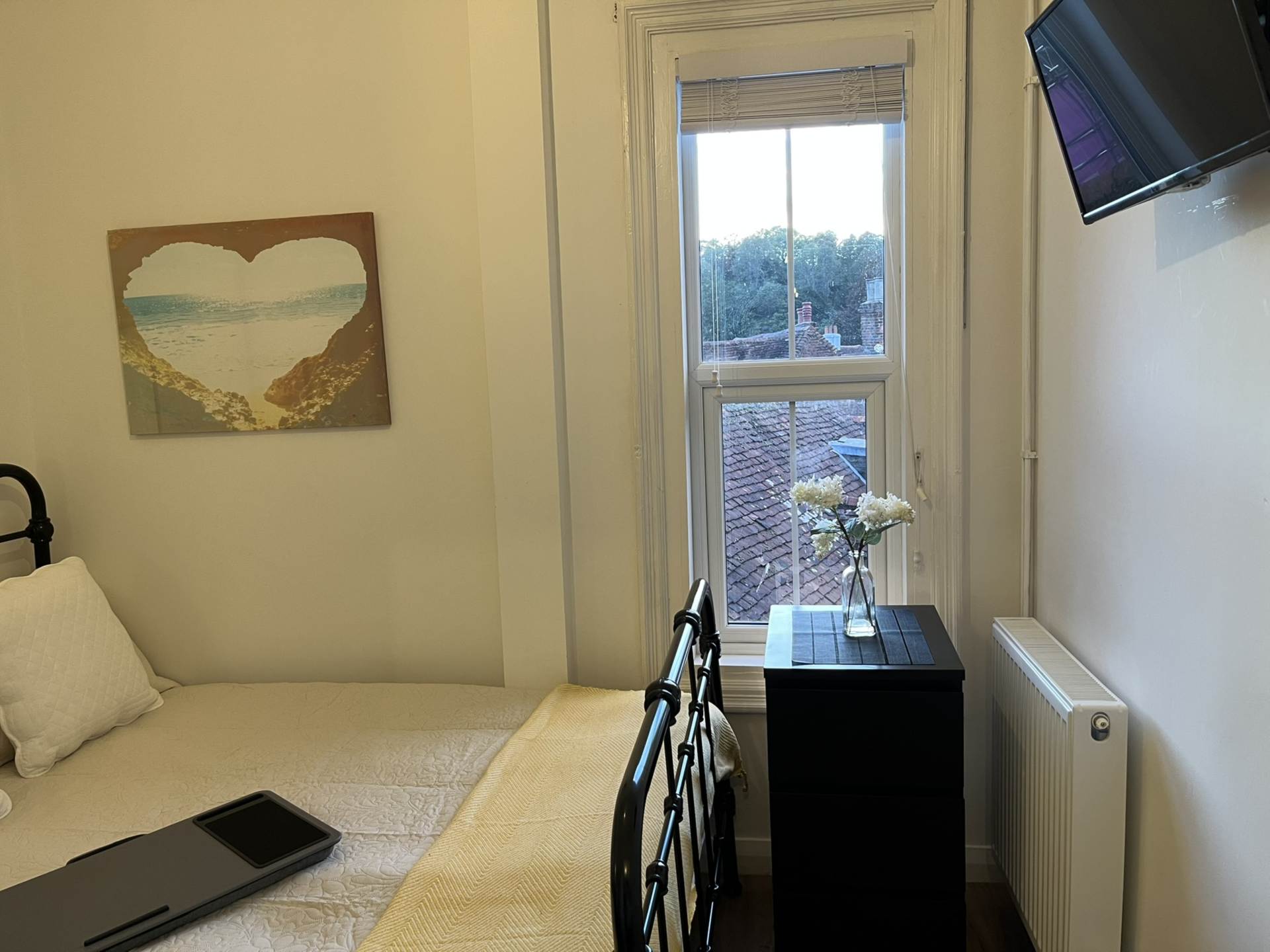Room High Street in Waverley