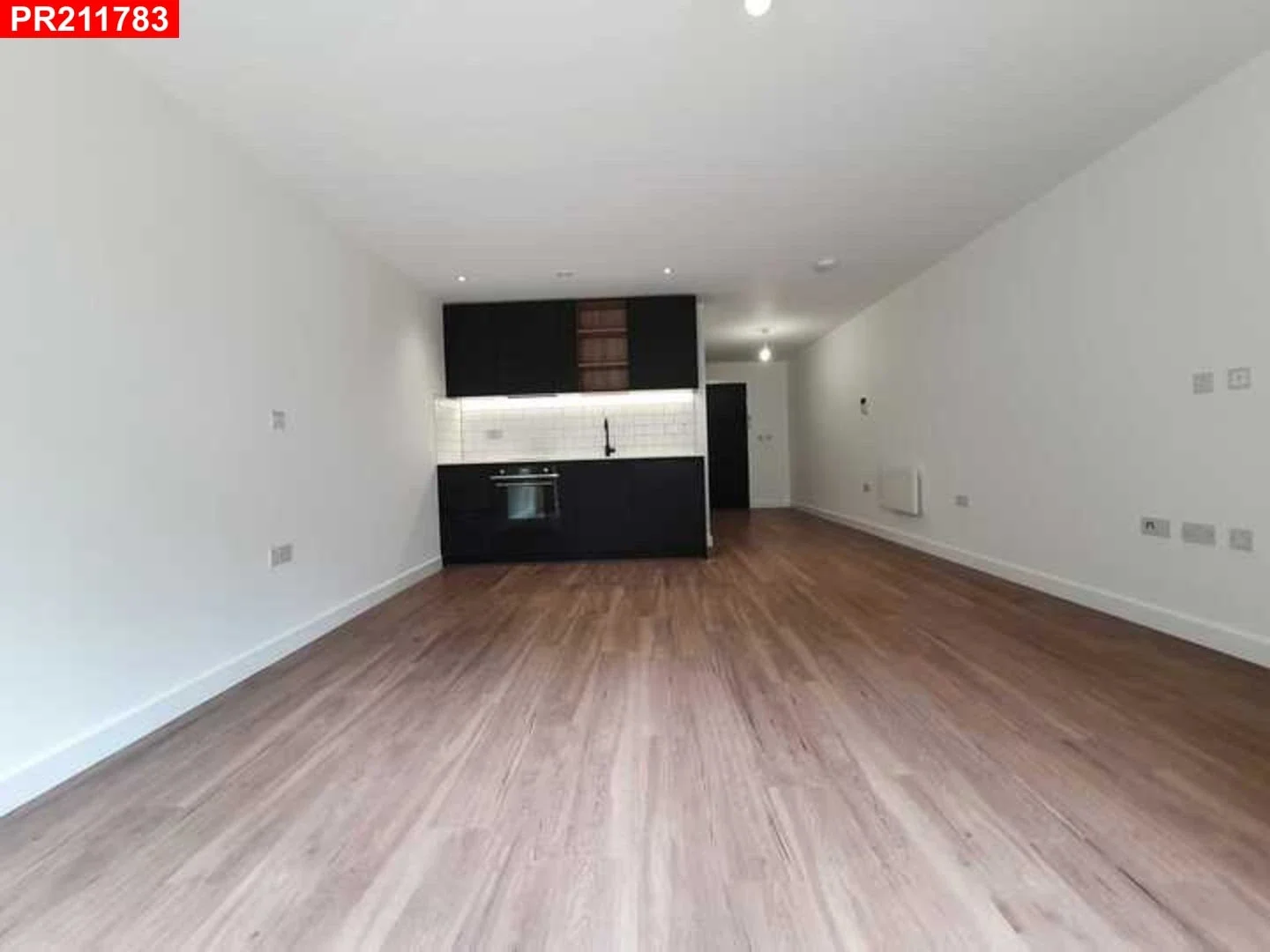 Flat Needleman Street in Greater London