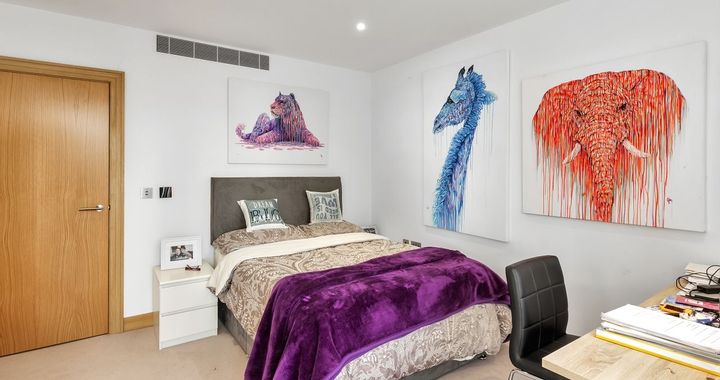 Flat Harrow Road in City of Westminster