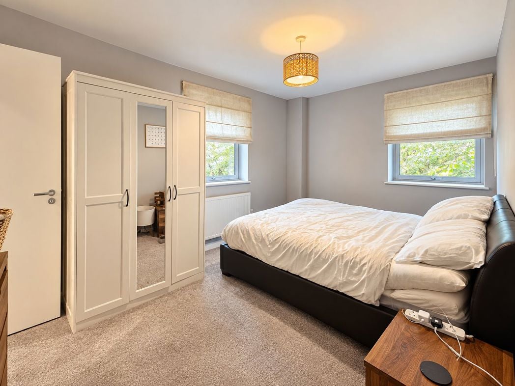 Flat Lime Square in Newcastle upon Tyne