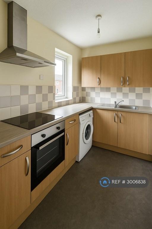 Flat Beeston Close in Bolton