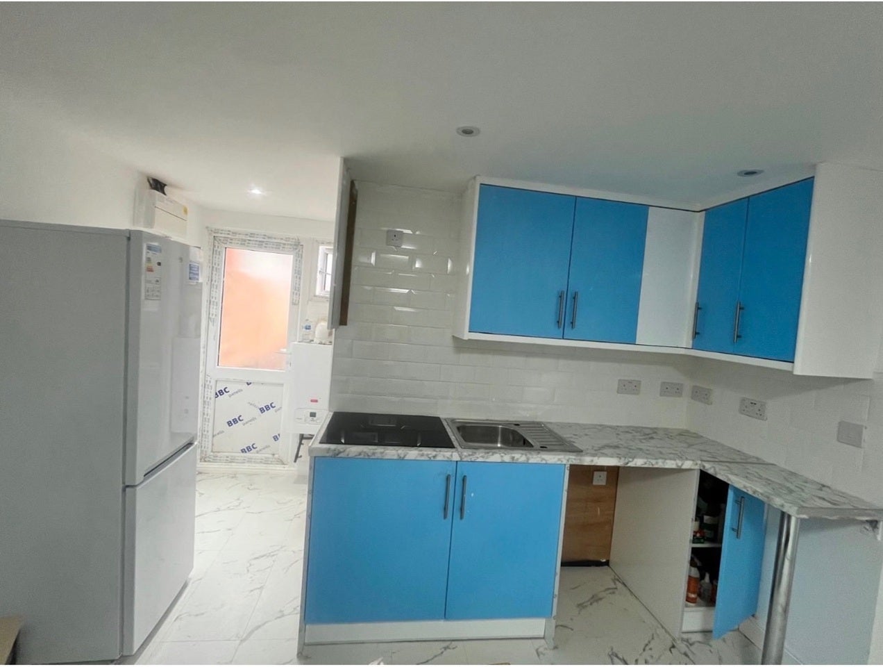 Flat Brabazon Road in Greater London