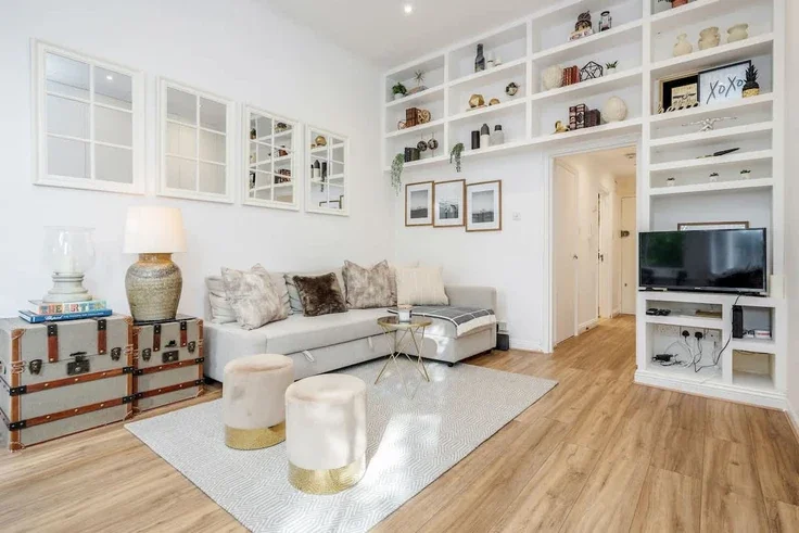 Flat Ladbroke Grove in Greater London
