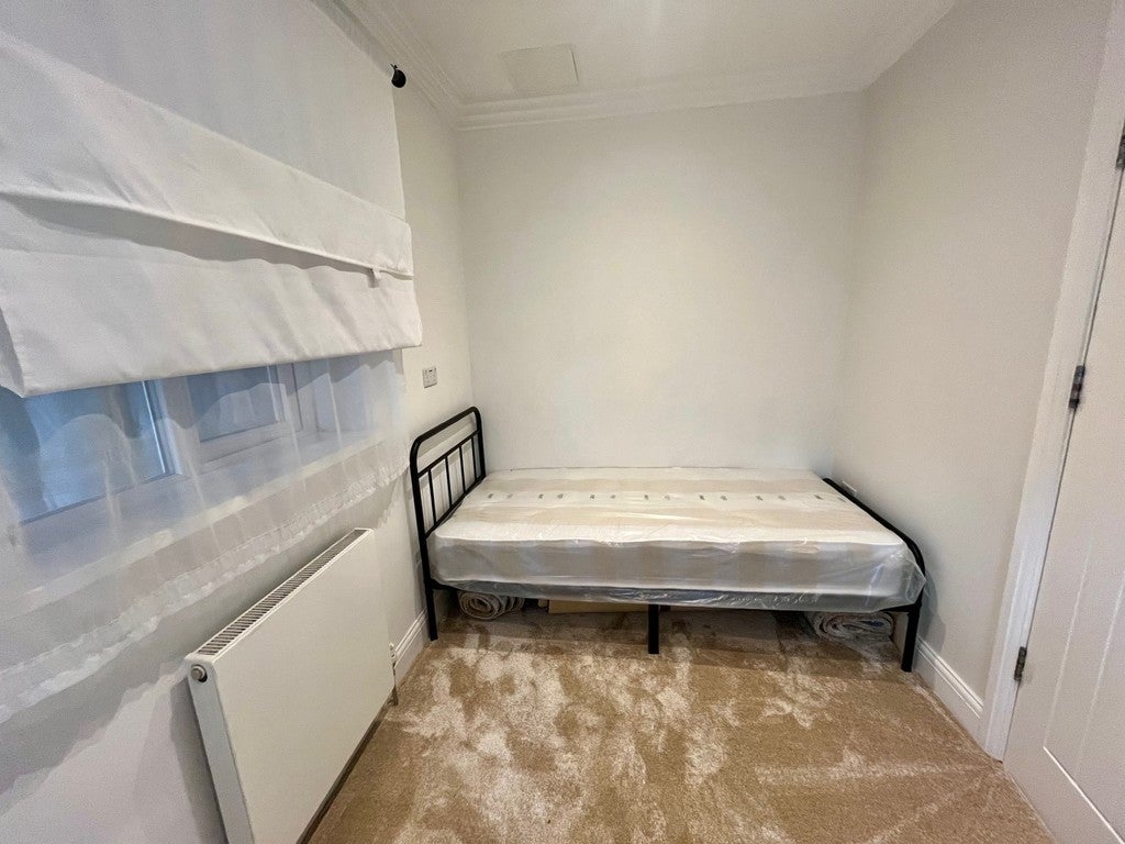 Room Staines Road in Greater London