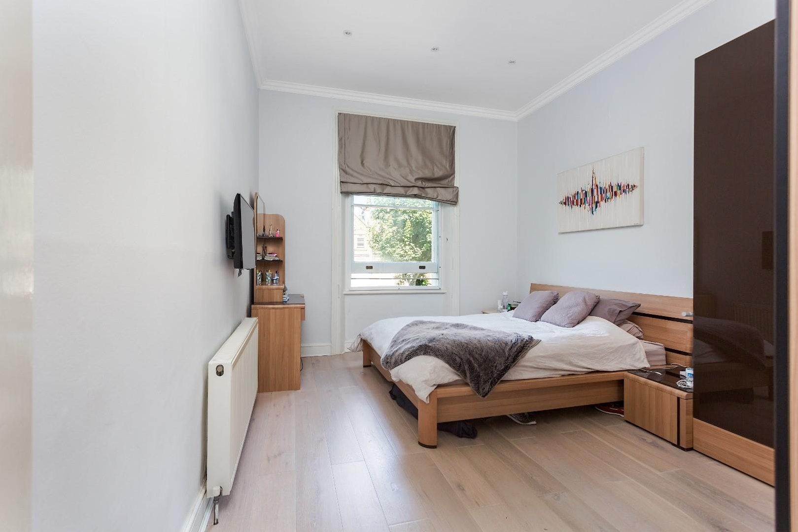 Flat Belsize Park in Greater London
