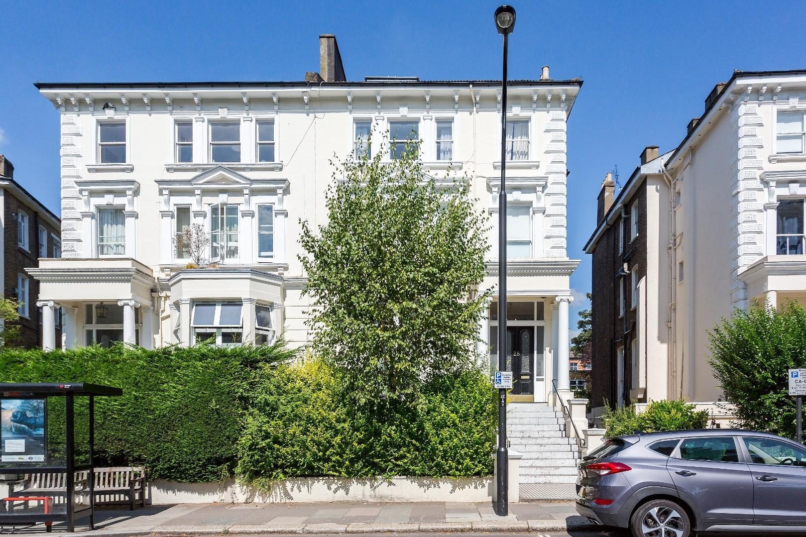 Flat Belsize Park in Greater London