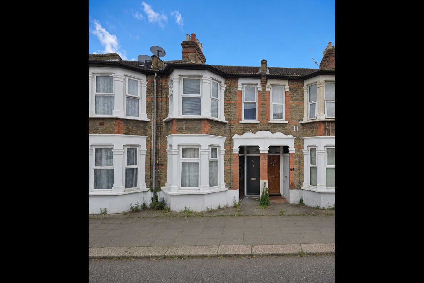 Flat Cheshunt Road in Greater London