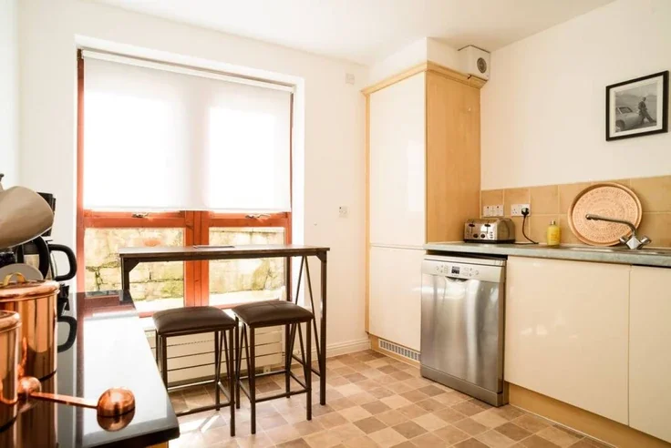 Flat St Stephen Street in City of Edinburgh