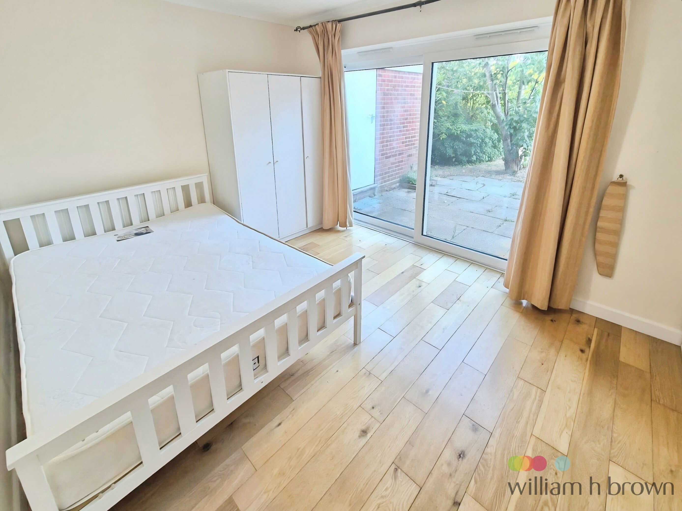 House Salter Avenue in Norwich
