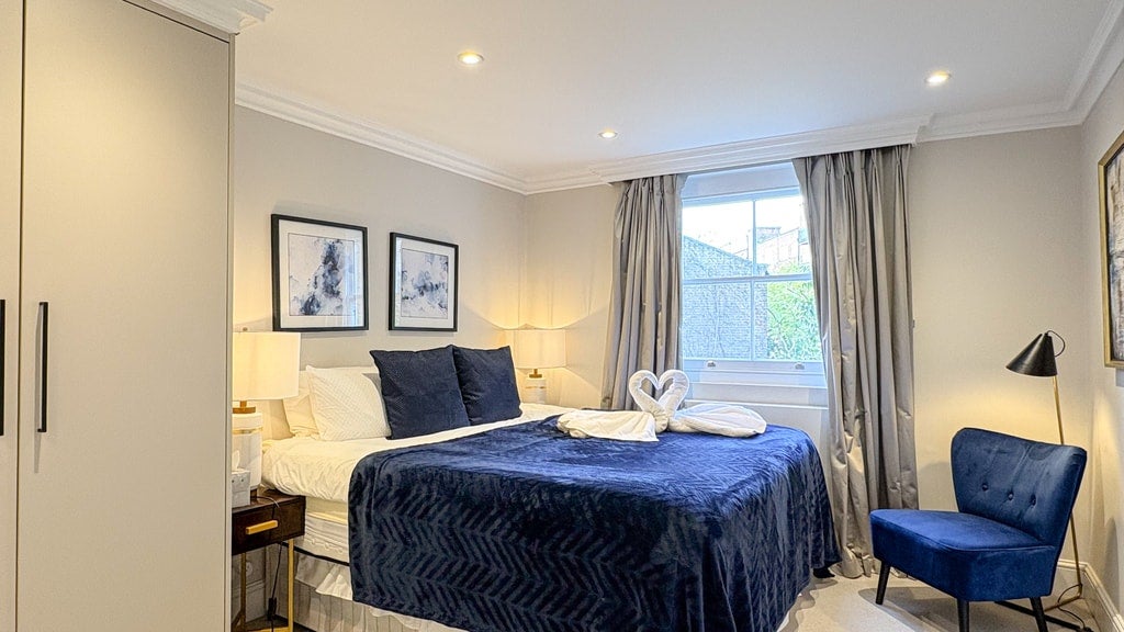 Flat Lexham Gardens in Greater London