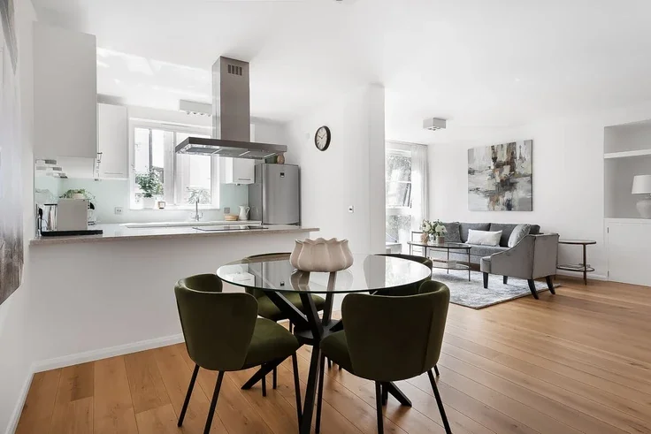 Flat Chepstow Villas in Greater London