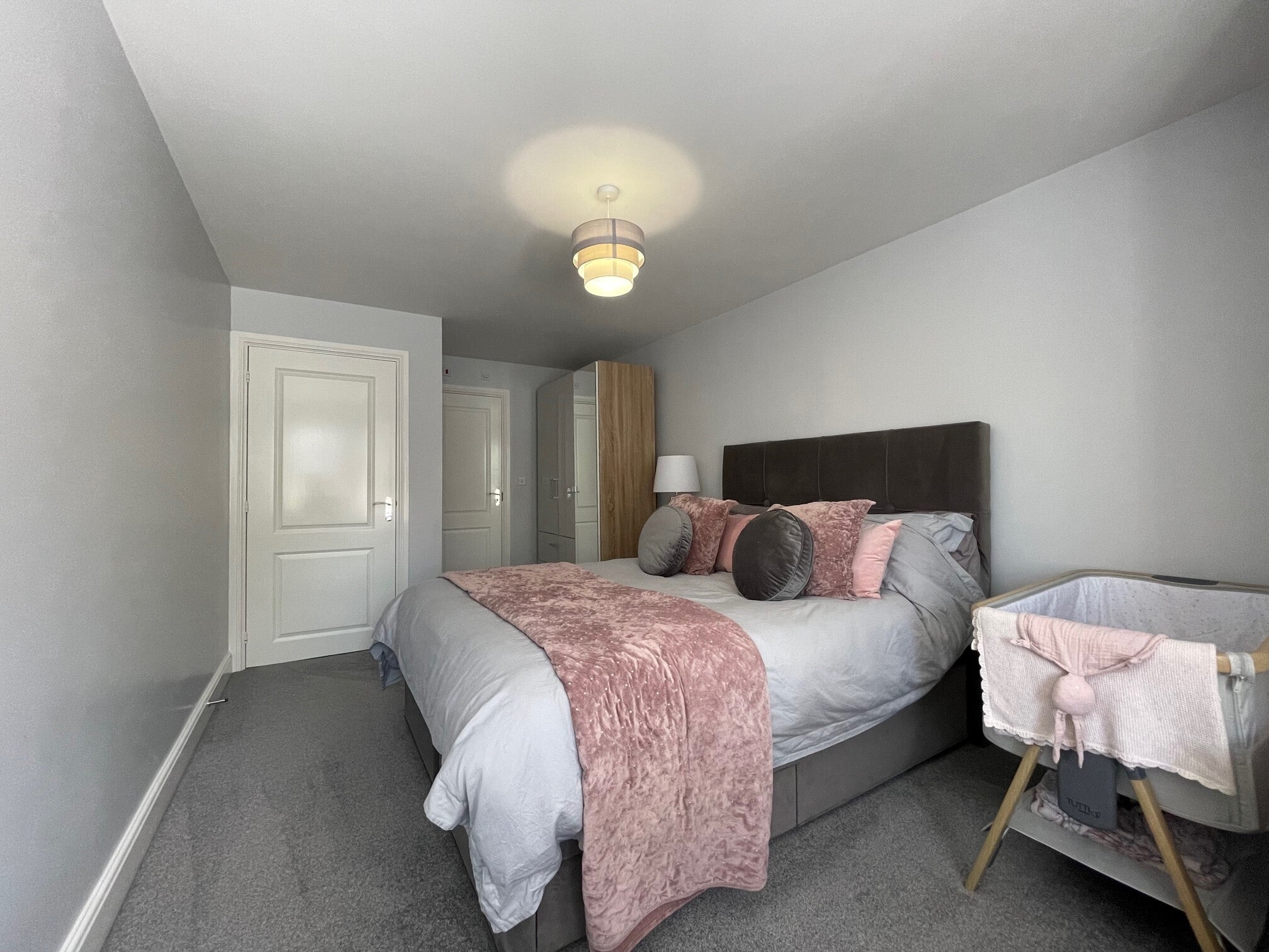 Flat Reid Crescent in Wealden