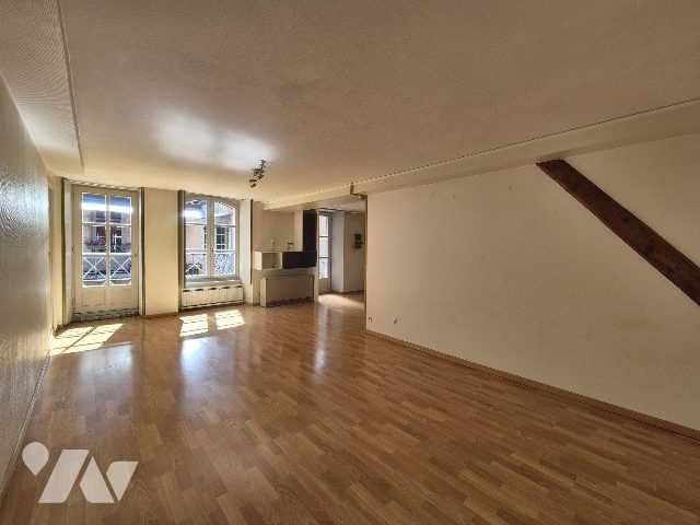 Appartement Place Courbet à Ornans