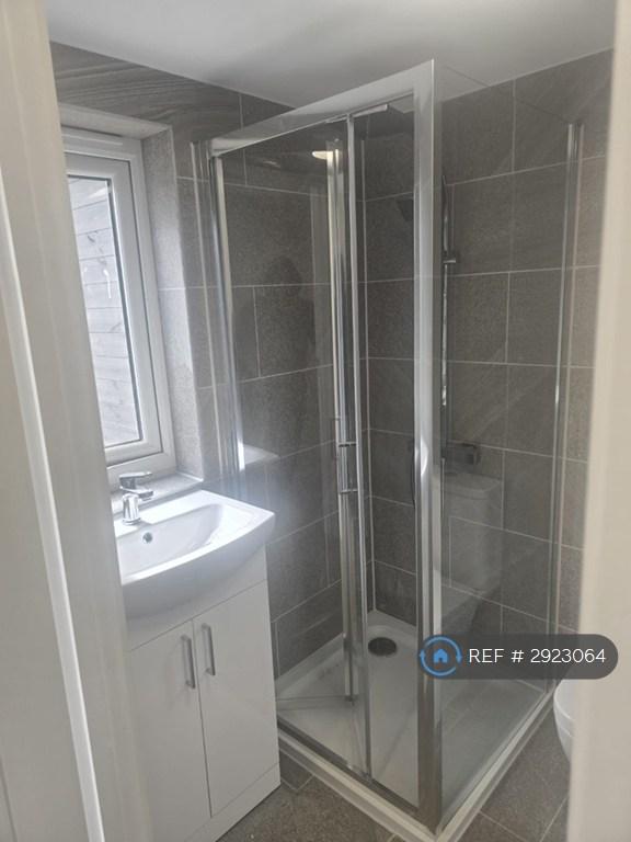 Flat Godman Road in Chadwell St Mary