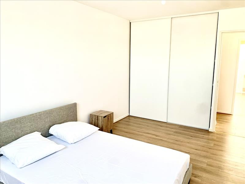 Chambre Rue Joyeux à Melun