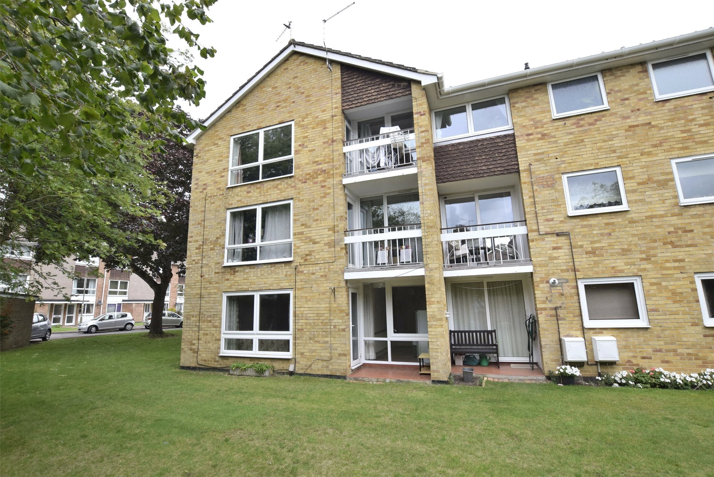 Flat Wykeham Crescent in Oxford