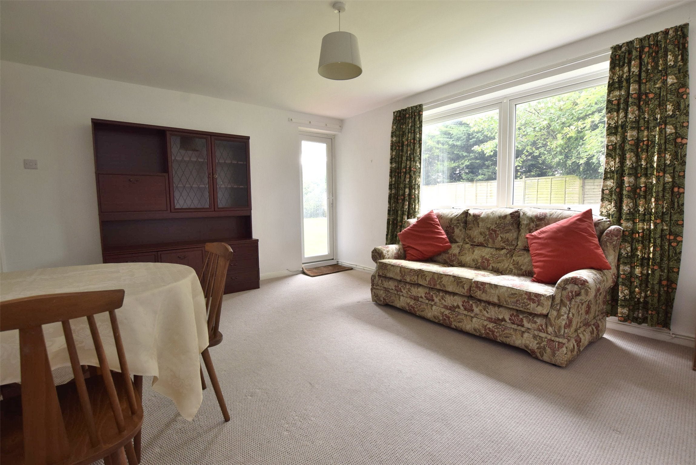 Flat Wykeham Crescent in Oxford