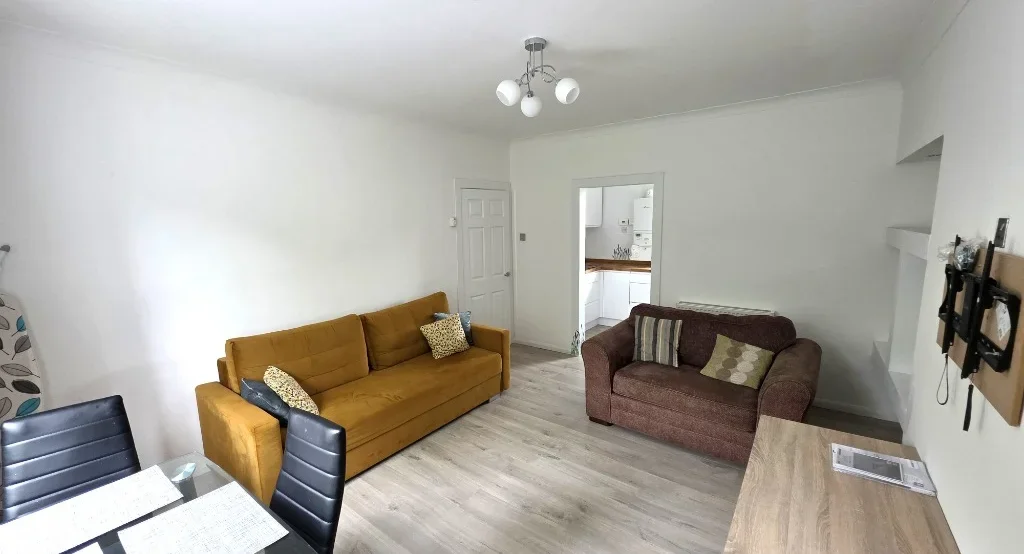 Flat Elmbank Terrace in Aberdeen City