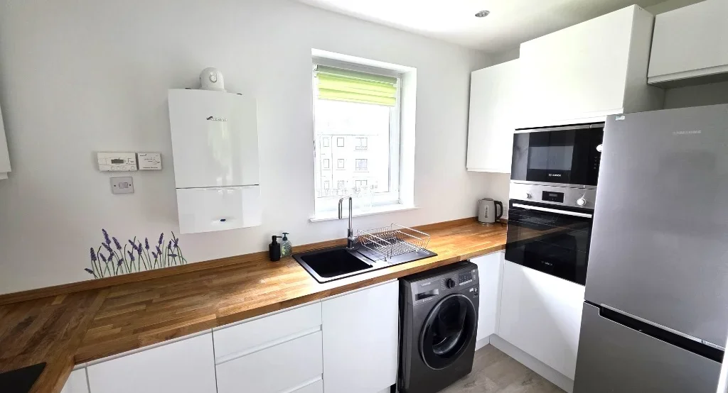 Flat Elmbank Terrace in Aberdeen City