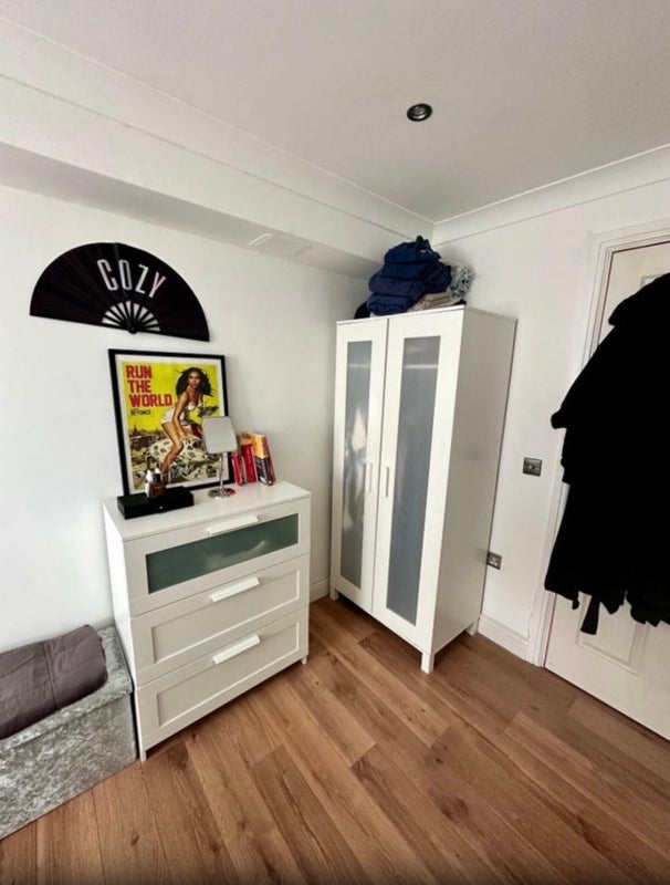 Room South Ferry Quay in Liverpool