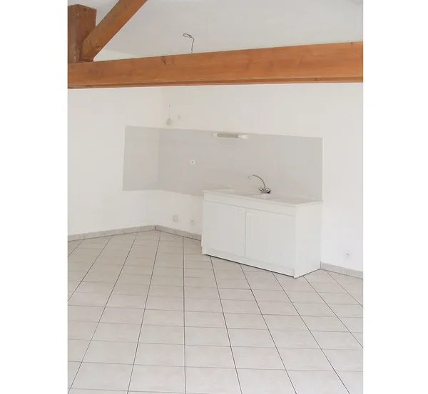 Appartement Avenue du Pré de Vabres à Saint-Georges-de-Luzençon