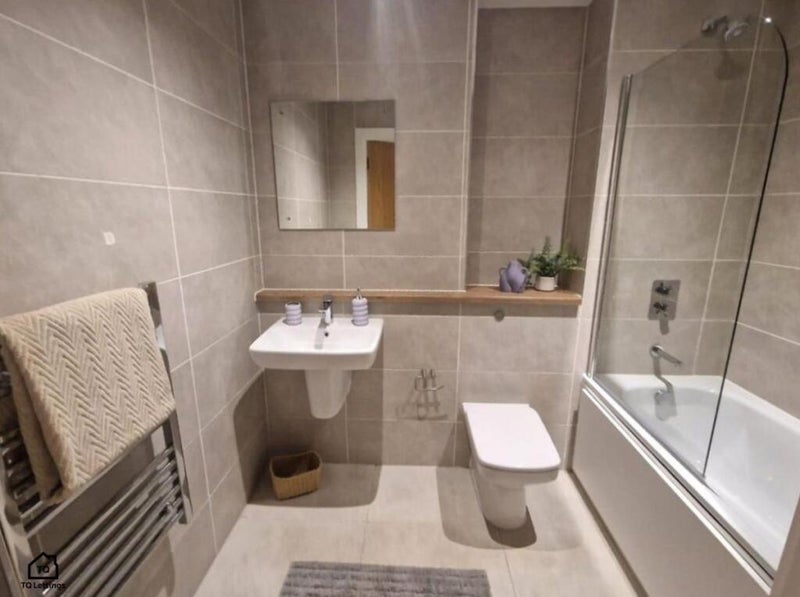 Room The Quays in Salford