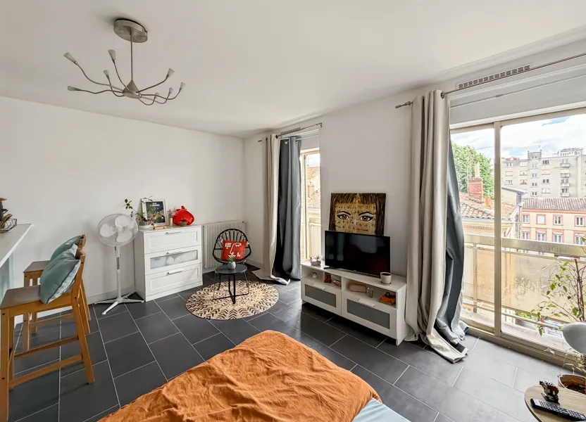 Flat Rue Raymond IV in Toulouse