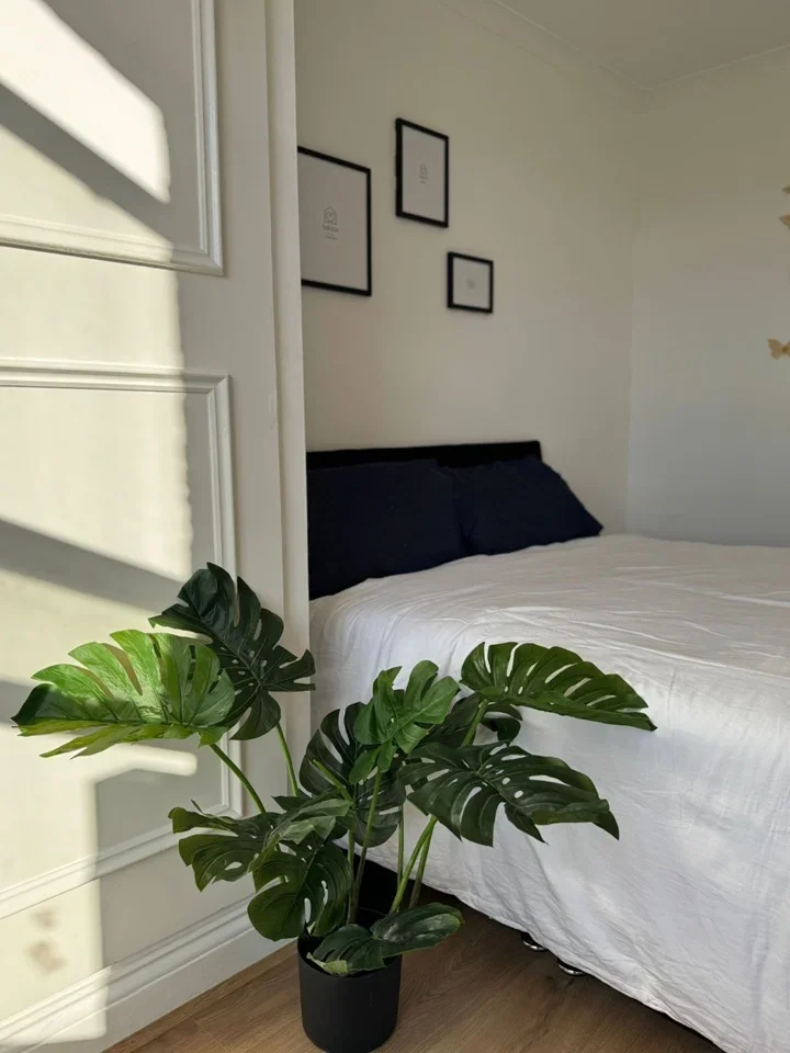 Room Bellevue Road in Greater London