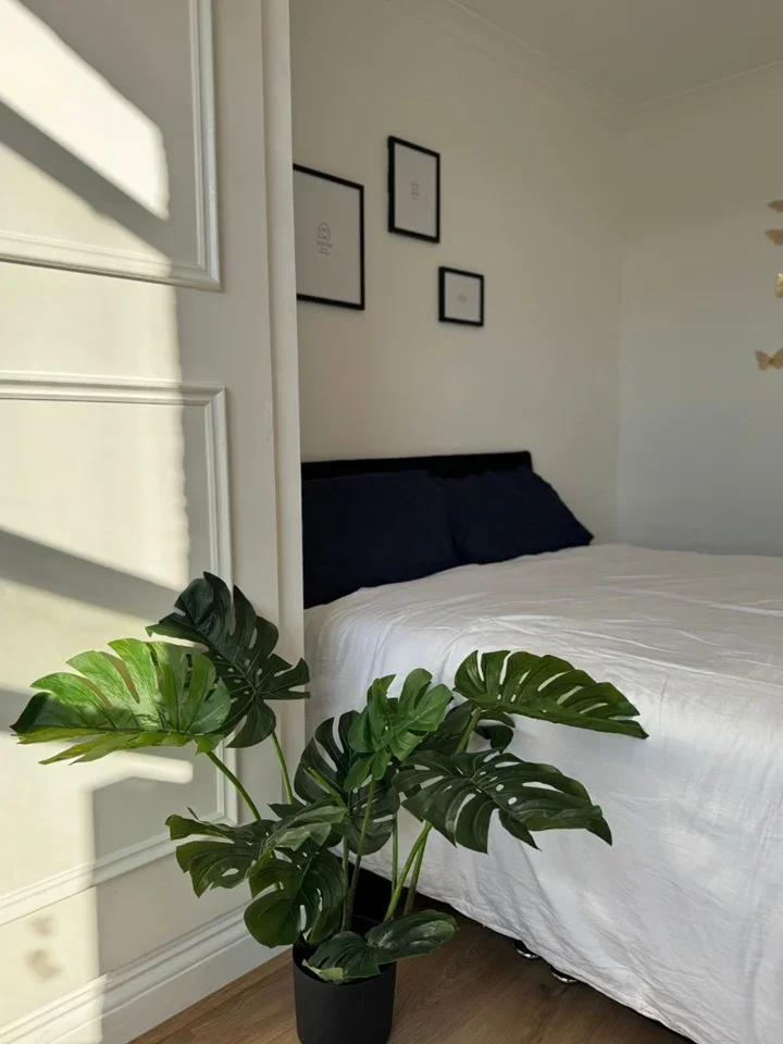 Room Bellevue Road in Greater London