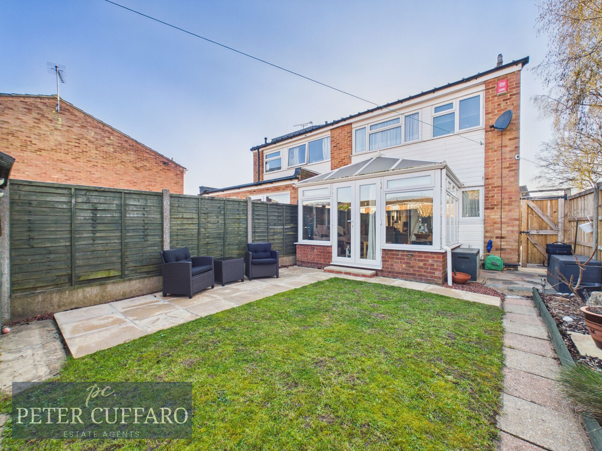 House Wallers Way in Hoddesdon