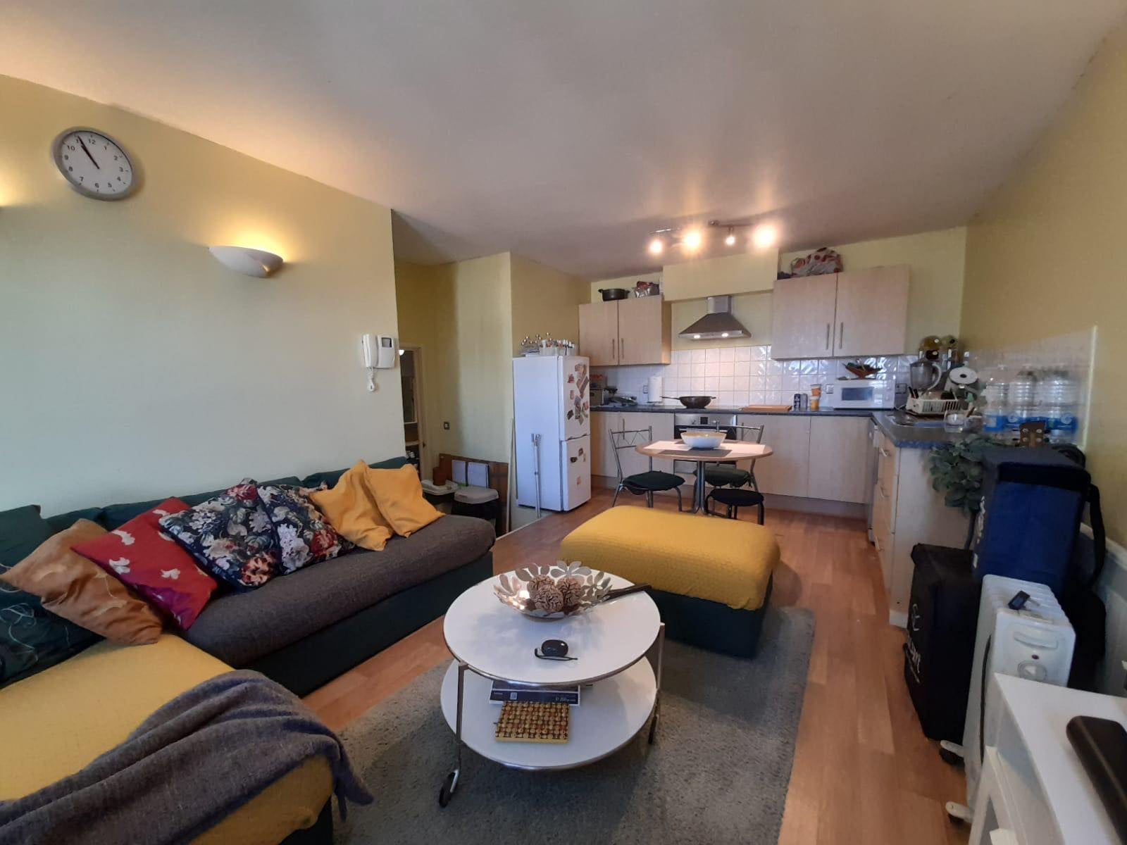 Flat Calderwood Street in Greater London