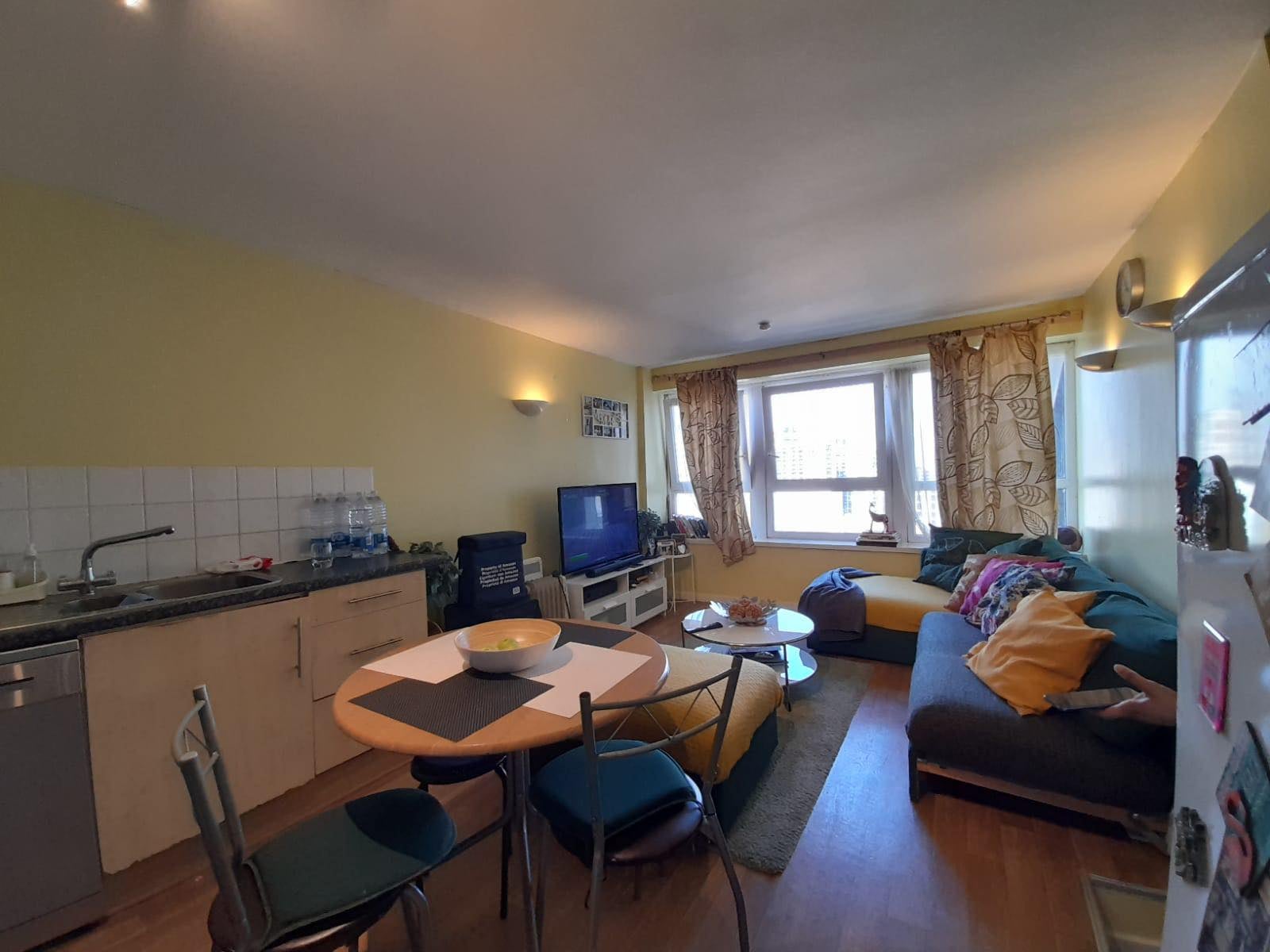 Flat Calderwood Street in Greater London